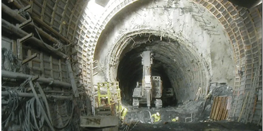 Geotechnische Analyse für Tunnel in weichem Boden in Hamburg